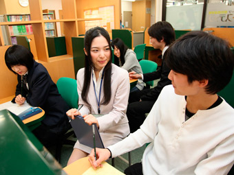 成学社