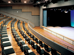 学校法人コンピュータ総合学園5